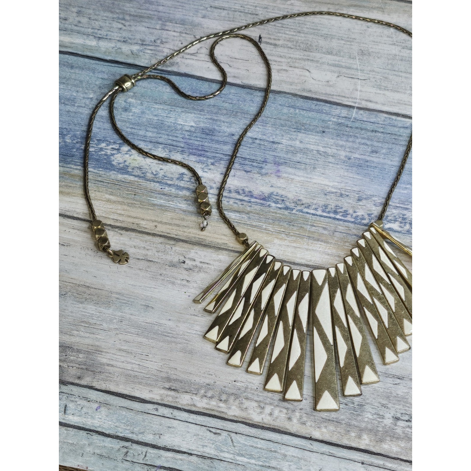 Lucky Brand GoldTone Mixed Metals White Enamel Paddle Necklace 65 Nwot
